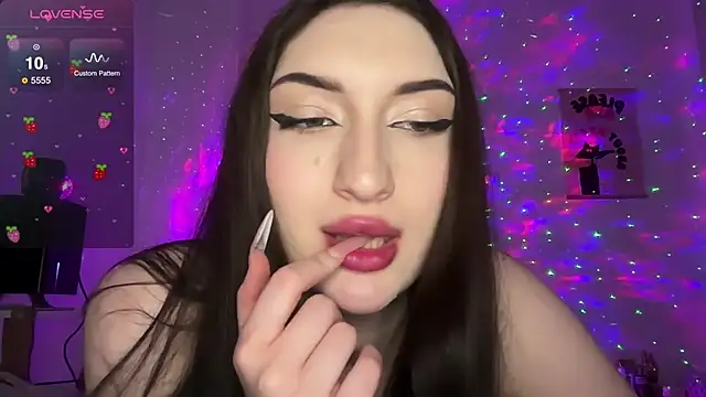 Jessasmith online show from April 16, 9:39 pm