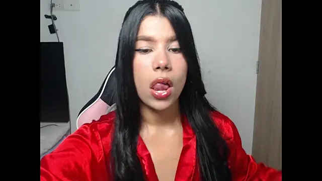 MayaScott11 online show from May 25, 7:12 pm