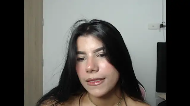 MayaScott11 online show from September 14, 5:24 pm