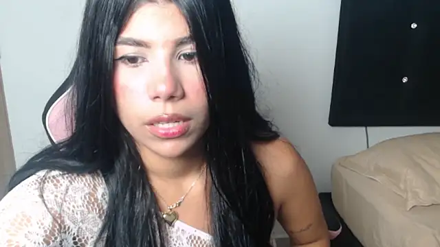 MayaScott11 online show from October 19, 7:16 pm