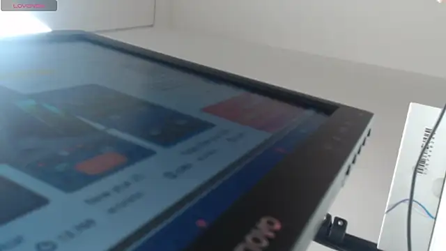 MayaScott11 online show from November 24, 7:25 pm