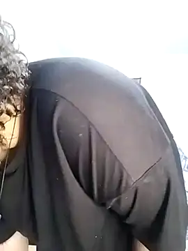 Julie wallace online show from November 5, 7:06 pm