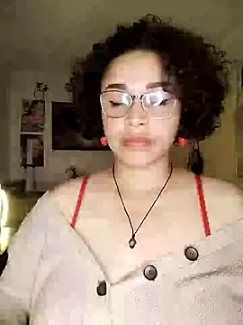 Julie wallace online show from October 5, 9:38 pm