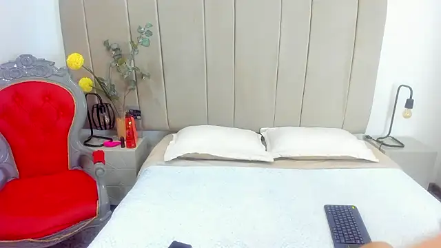 paultte online show from March 12, 2:43 pm