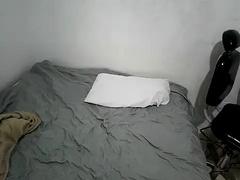 becmz online show from March 18, 4:08 pm