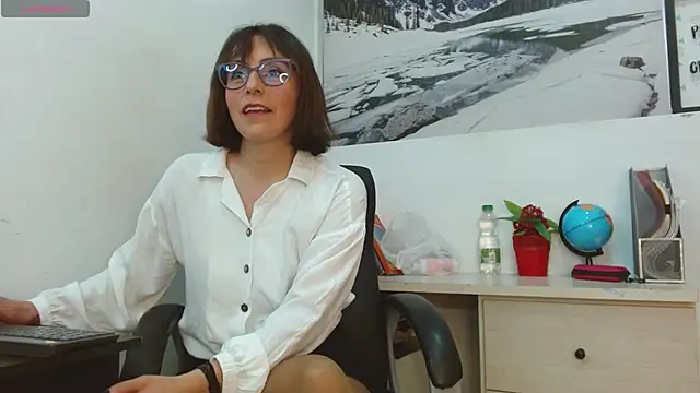 Ava Raye online show from March 4, 7:32 pm