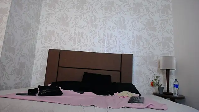 Ava Raye online show from May 14, 6:49 pm