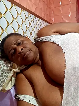 Snapshot of Rosabela04 chatting on October 17, 3:47 pm Rosabela04 online show from October 17, 3:47 pm