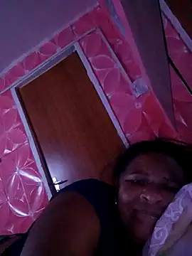 Snapshot of Rosabela04 chatting on November 22, 12:10 am Rosabela04 online show from November 22, 12:10 am