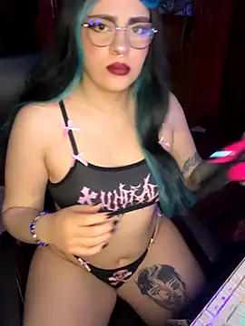 Snapshot of AlissaSpellman chatting on October 10, 2:12 am AlissaSpellman online show from October 10, 2:12 am