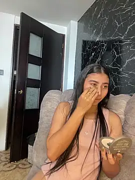 Isabella Montoya online show from September 20, 5:40 pm