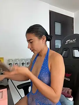 Isabella Montoya online show from September 25, 2:23 pm