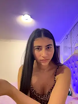 Isabella Montoya online show from November 26, 7:14 pm