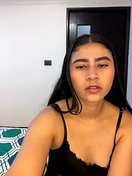 Isabella Montoya online show from October 1, 1:15 pm