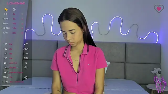 Snapshot of Anntonellaa chatting on November 7, 12:21 pm Anntonellaa online show from November 7, 12:21 pm