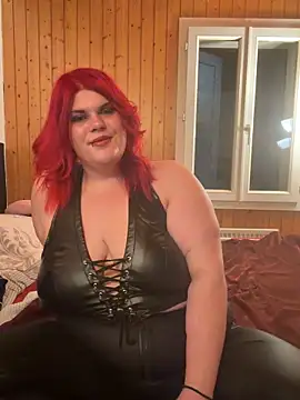 rosebratcat   online show from May 2, 9:09 pm