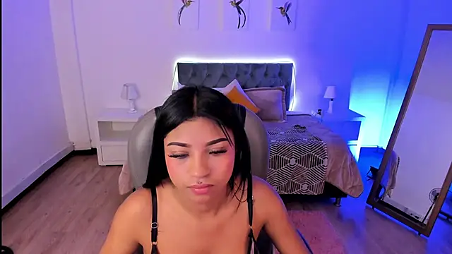 Sofia collen  online show from October 30, 7:55 pm