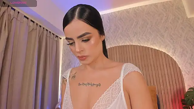 Snapshot of Sophiie_Belle chatting on September 27, 1:50 pm Sophiie Belle online show from September 27, 1:50 pm