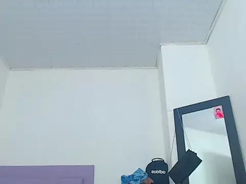 whitneytt online show from November 22, 8:57 am