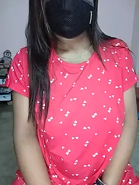 Snapshot of Bengalibeauty96 chatting on July 10, 12:10 am Bengalibeauty96 online show from July 10, 12:10 am