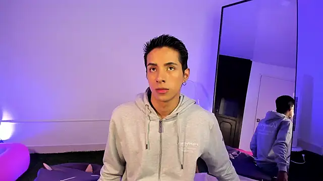 EstivenSallas online show from September 22, 8:04 pm