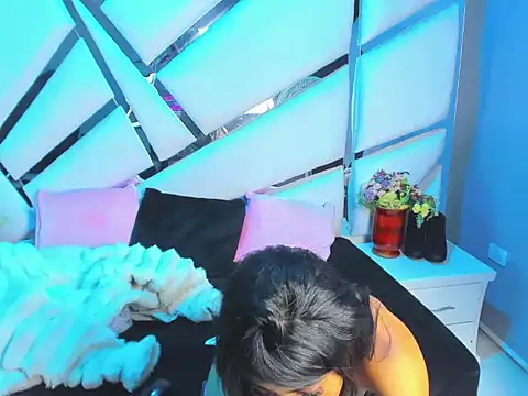 Zoe Browns  online show from October 12, 2:35 am