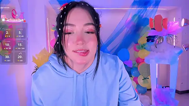 KatieAngelX online show from October 31, 1:41 pm