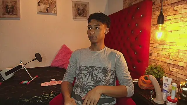 CoffeNaughty nom online show from October 15, 3:27 am