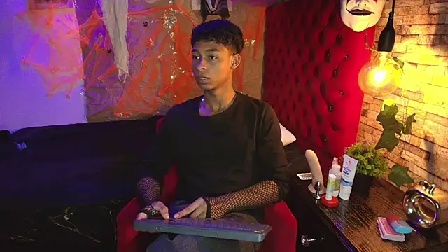 CoffeNaughty nom online show from November 4, 3:43 am