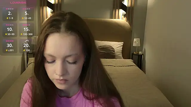 Snapshot of SallyPinkman chatting on June 7, 9:03 am SallyPinkman online show from June 7, 9:03 am