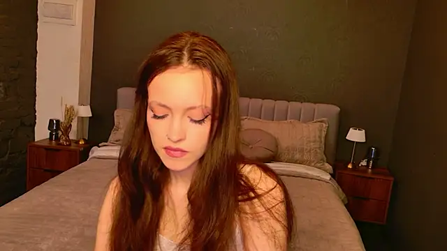 SallyPinkman online show from April 19, 9:10 am