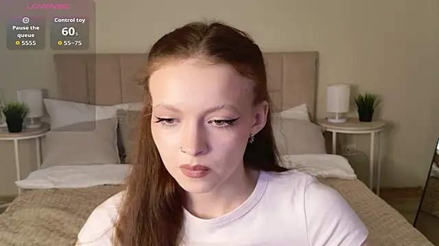 Snapshot of SallyPinkman chatting on June 17, 9:08 am SallyPinkman online show from June 17, 9:08 am