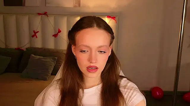 SallyPinkman online show from February 16, 12:15 pm