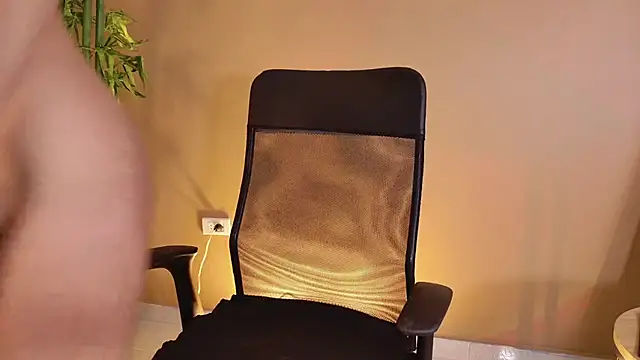 Snapshot of Vicky_kittyy chatting on November 14, 3:05 pm Vicky kittyy online show from November 14, 3:05 pm