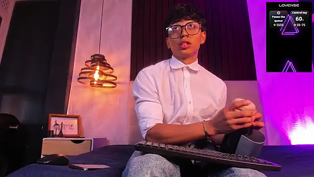 Snapshot of Jaycob_Black1 chatting on November 8, 12:31 pm Jaycob Black1 online show from November 8, 12:31 pm