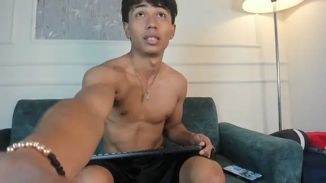 Snapshot of Jaycob_Black1 chatting on November 13, 7:18 pm Jaycob Black1 online show from November 13, 7:18 pm