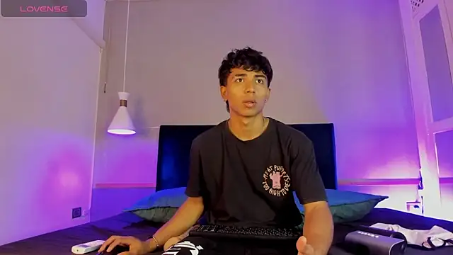 Snapshot of Jaycob_Black1 chatting on November 9, 11:58 am Jaycob Black1 online show from November 9, 11:58 am