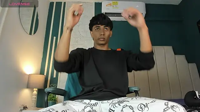 Snapshot of Jaycob_Black1 chatting on October 1, 12:09 pm Jaycob Black1 online show from October 1, 12:09 pm