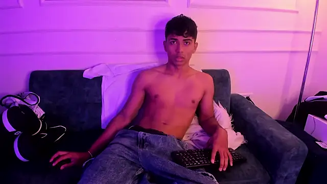 Jaycob Black1 online show from January 18, 12:19 pm