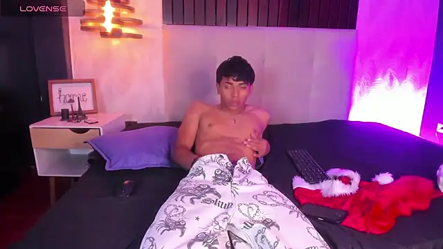 Jaycob Black1 online show from December 20, 12:19 pm