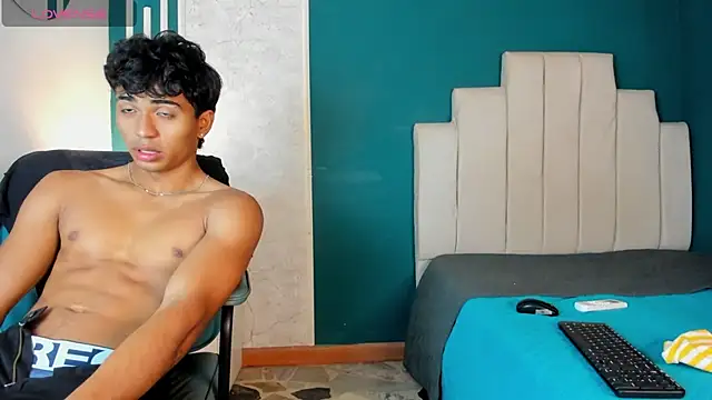 Snapshot of Jaycob_Black1 chatting on September 24, 12:22 pm Jaycob Black1 online show from September 24, 12:22 pm