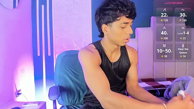 Snapshot of Jaycob_Black1 chatting on October 15, 12:13 pm Jaycob Black1 online show from October 15, 12:13 pm