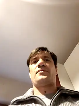 Snapshot of eu377@xh chatting on May 12, 5:41 pm eu377xh online show from May 12, 5:41 pm