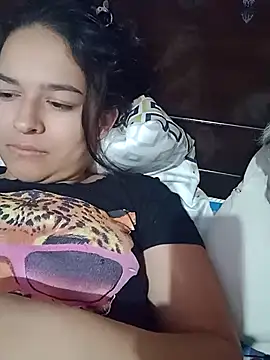 Cachorrinha2025 online show from November 24, 11:49 pm