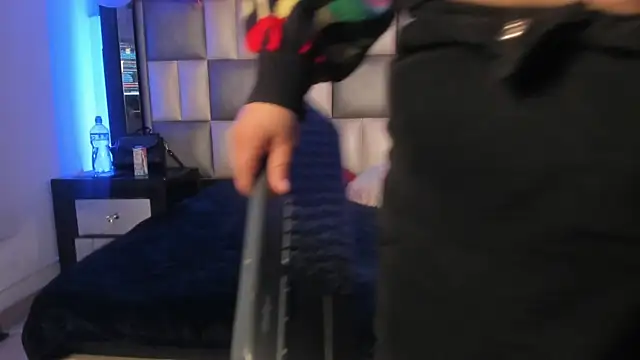 abbiecollins js online show from November 25, 3:40 am