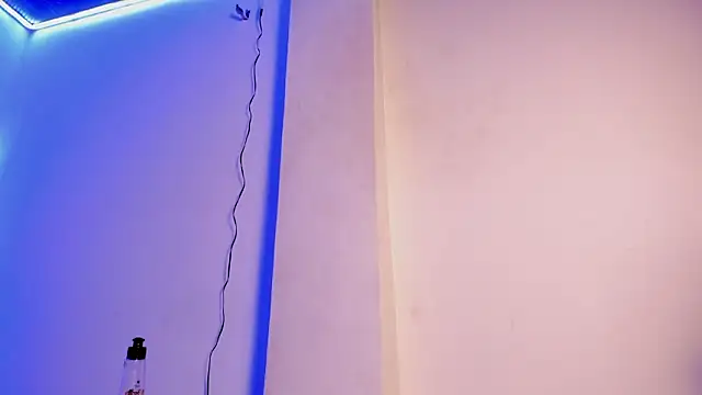 abbiecollins js online show from February 18, 11:06 am