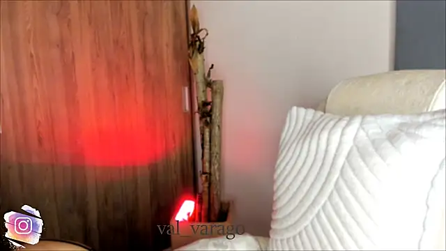 val varago online show from April 14, 5:01 am