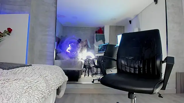 Amber Santana online show from March 12, 1:33 am
