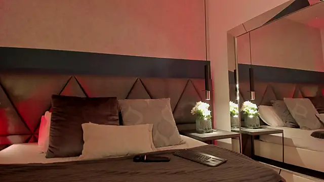Amber Santana online show from May 19, 1:56 am