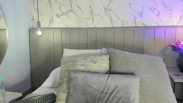 Amber Santana online show from February 12, 10:20 pm